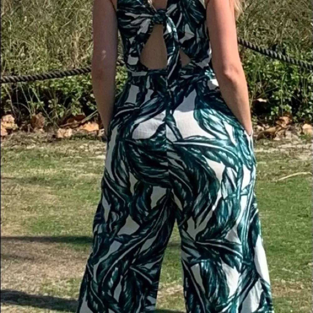 Who What Wear Banana Leaf Jumpsuit - Picture 3 of 5
